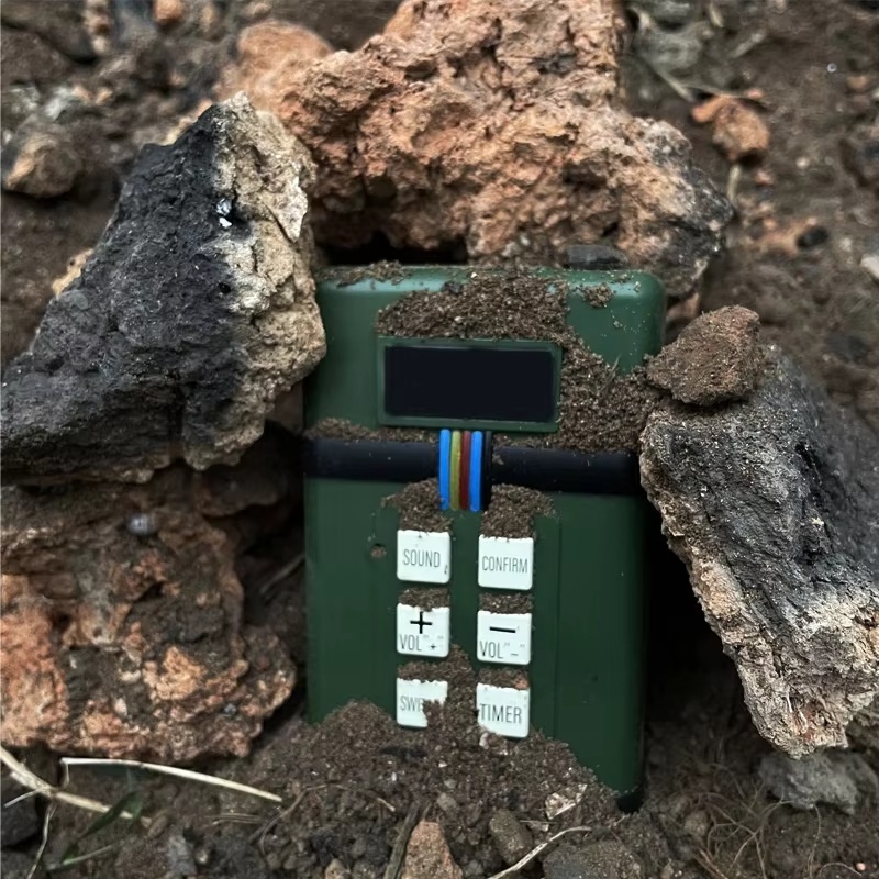 LL-timed smoke grenade C4 mode - Cosplay Prop Making recension och pris